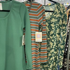 Lot of 3 LuLaRoe Lynnae XS (10335)